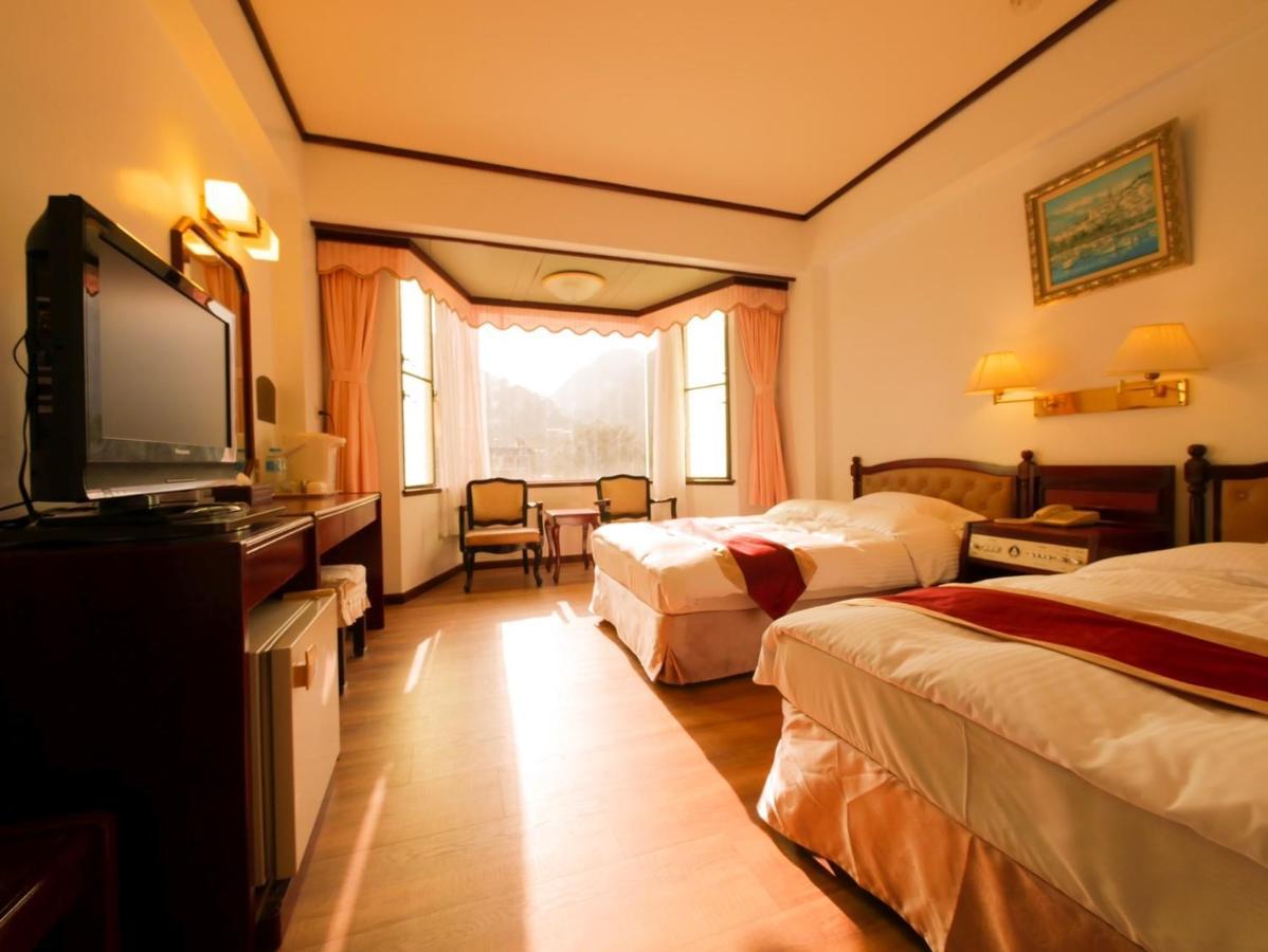 Utopia Holiday Hotel Хъпин Екстериор снимка